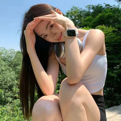 幽灵与未亡人